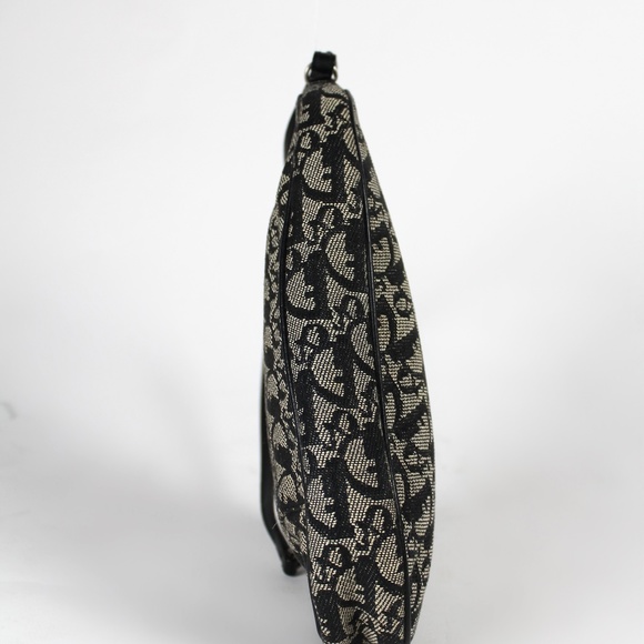 Sold - Picture 8 of 10